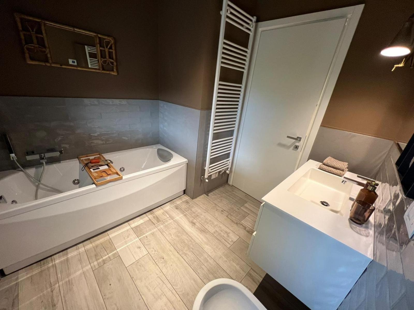 La Bollicina Boutique Apartment And Spa Verbania Extérieur photo
